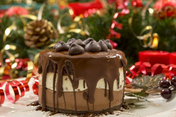 Torta al cioccolato di Capodanno con crema
