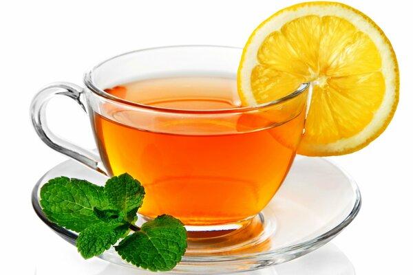 Citrus black tea with mint