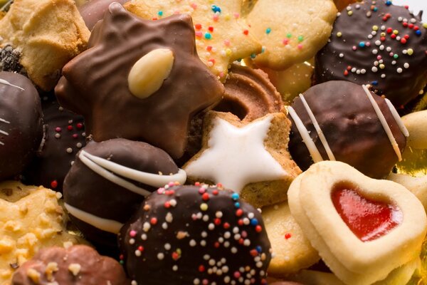 Imagen de deliciosas galletas y chocolate