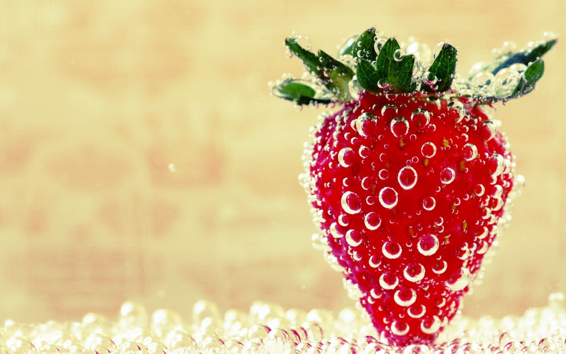 erdbeeren wasser blasen rot