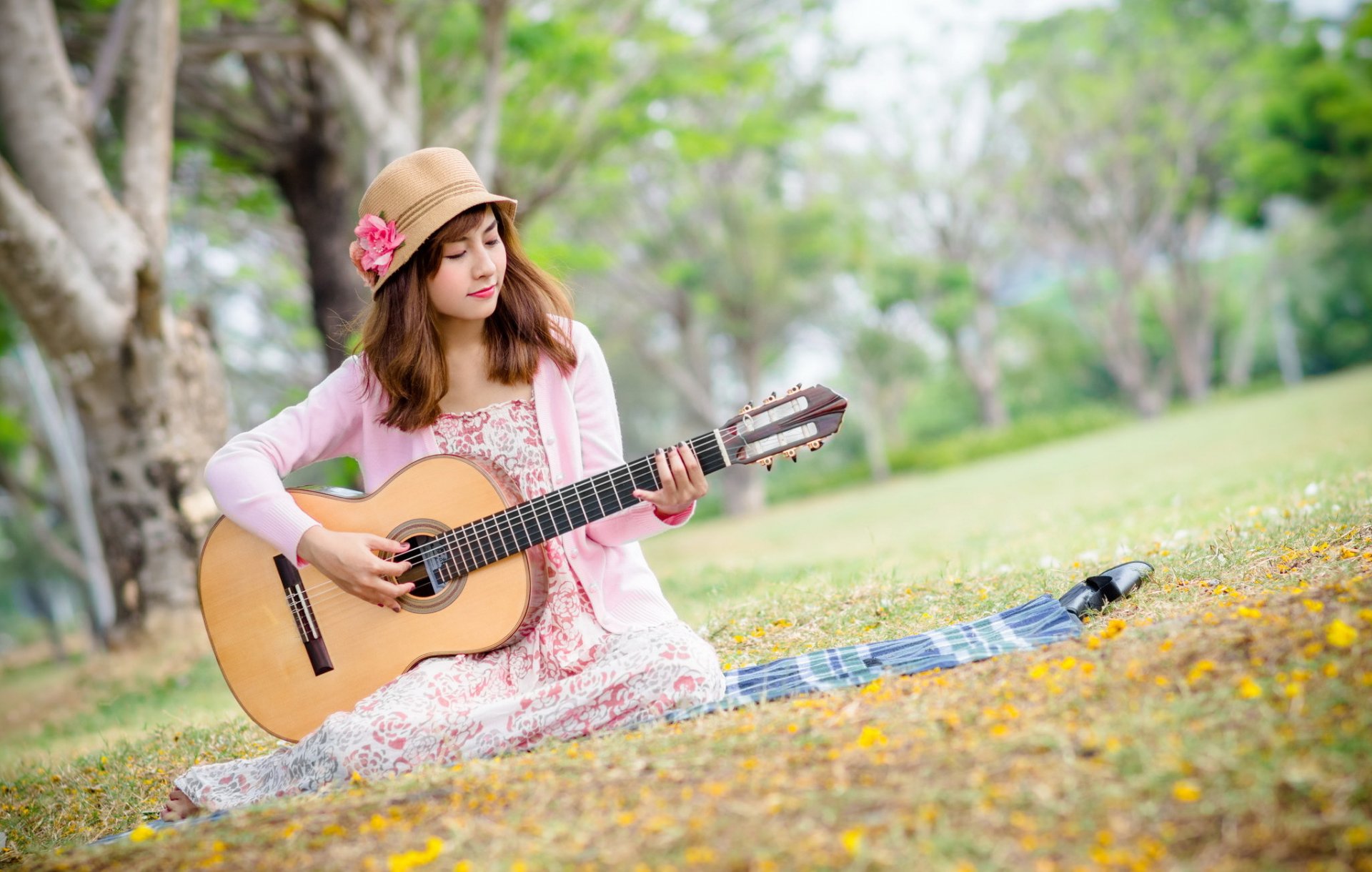 chica guitarra música