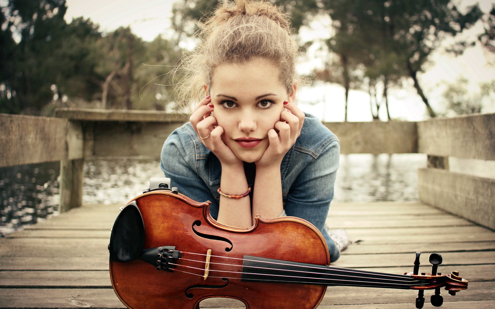 ragazza violino musica