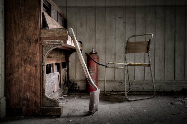 An old abandoned house with a piano