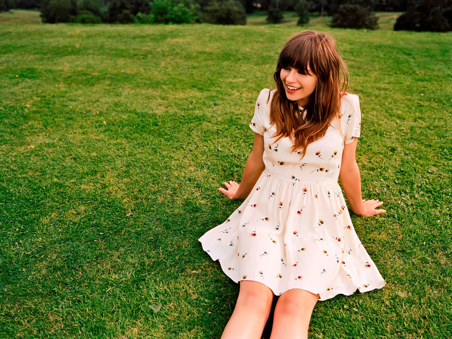 gabrielle aplin gabrielle aplin sesja zdjęciowa muzyczny album angielski deszcz