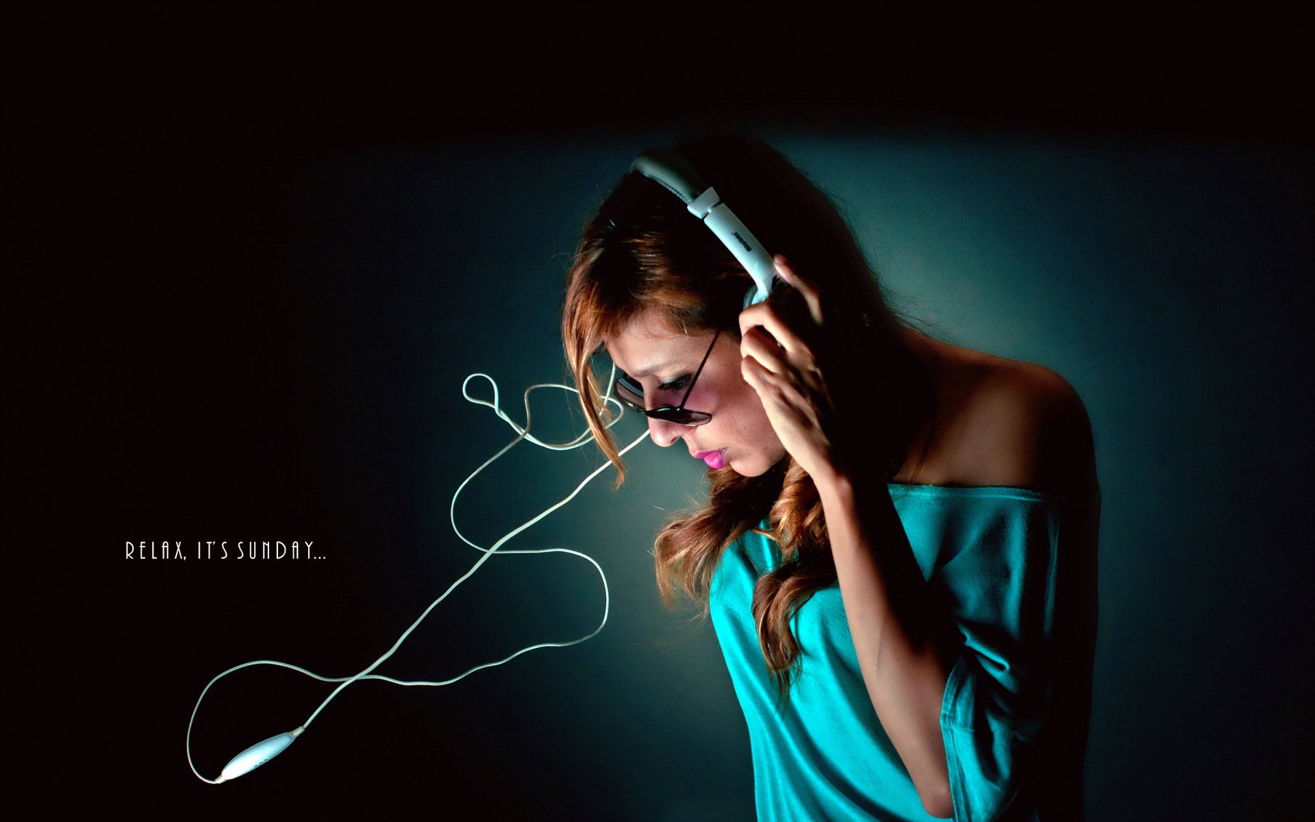 girl headphones background