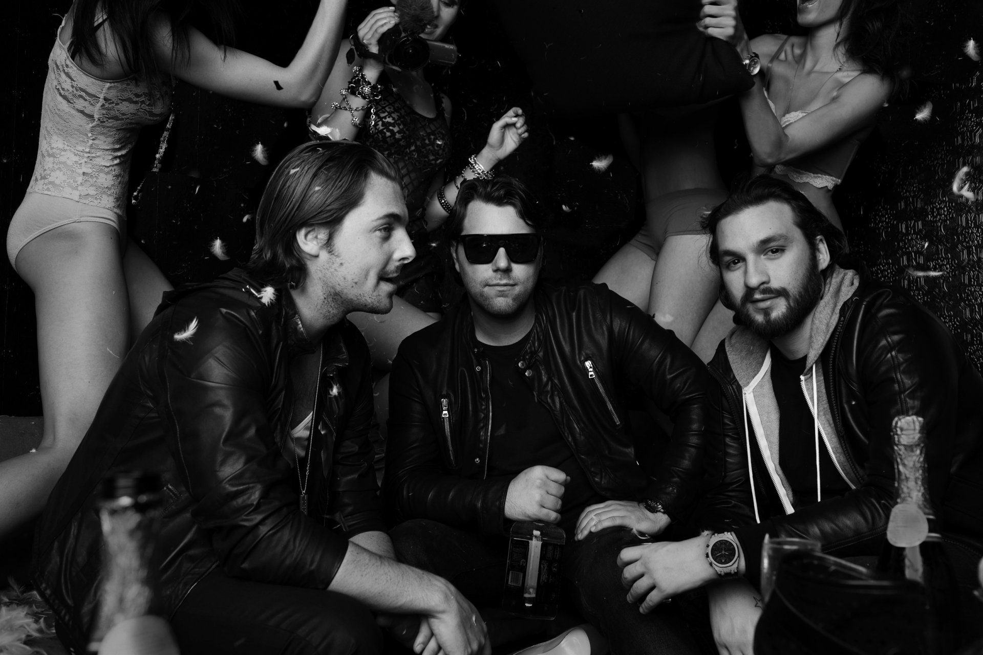 szwedzki dom mafii axwell steve angello sebastian ingrosso dj dziewczyny czarno-białe