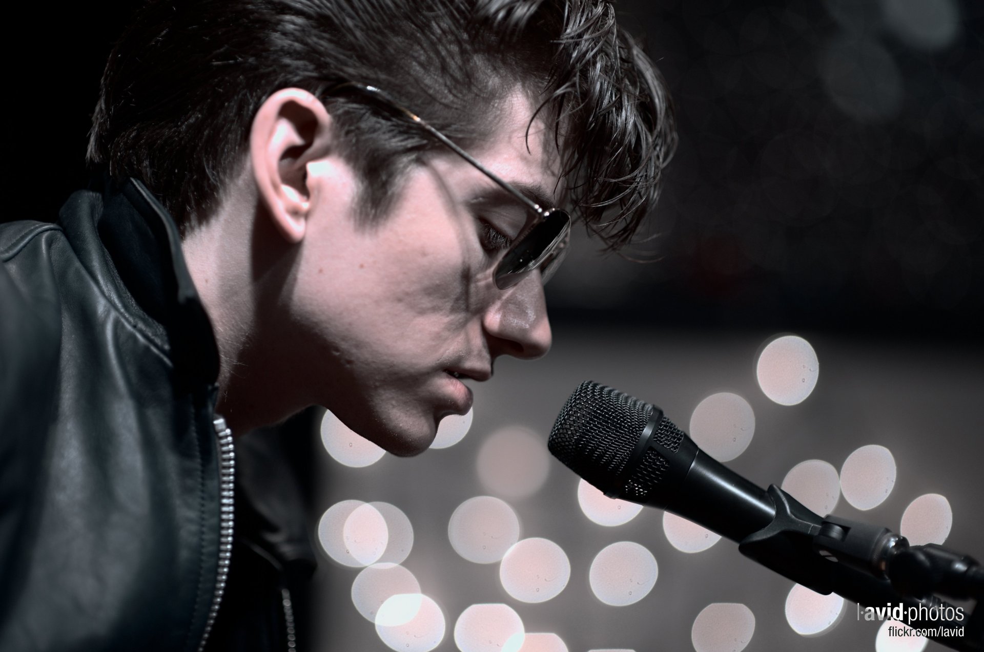 alex turner arctic monkeys człowiek makro mężczyzna solista