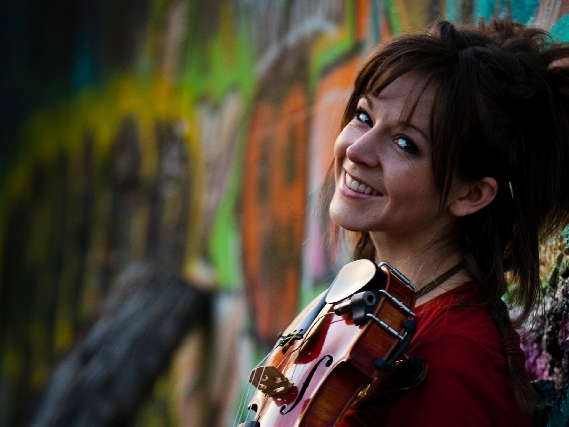 lindsey stirling violin graffiti smile