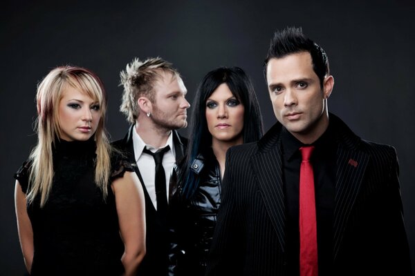 Rockband skillet in voller Besetzung