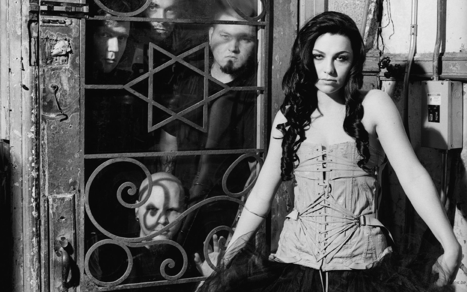 evanescence caído amy lee