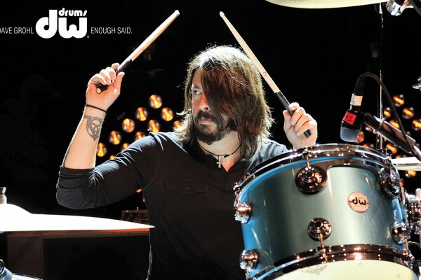 El baterista de Foo Fighters, Dave Grohl, en concierto