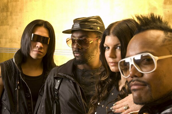 Le groupe de hip-hop américain The black eyed peas