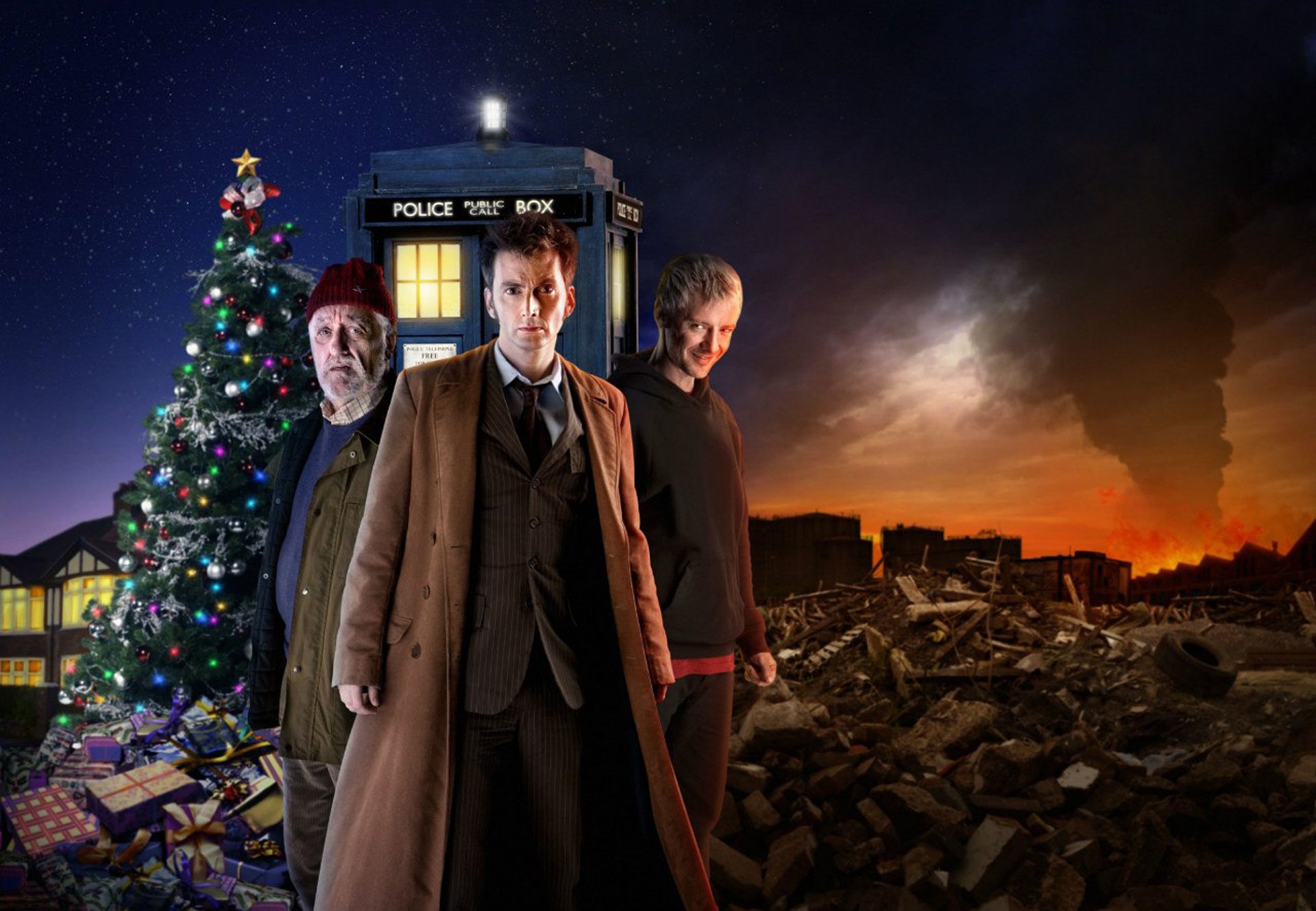 doctor who david tennant the tenth Doctor simm John Simm police box tardis christmas tree dump