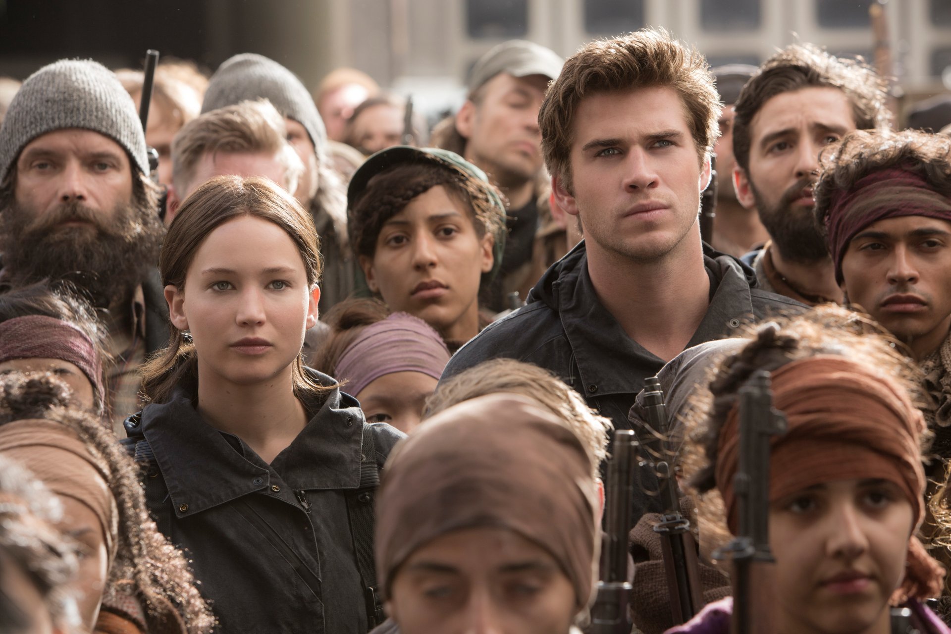 the hunger games : jay-peresmeshnitsa the hunger games:mockingjay-part-2 jennifer lawrence katniss everdeen liam hemsworth