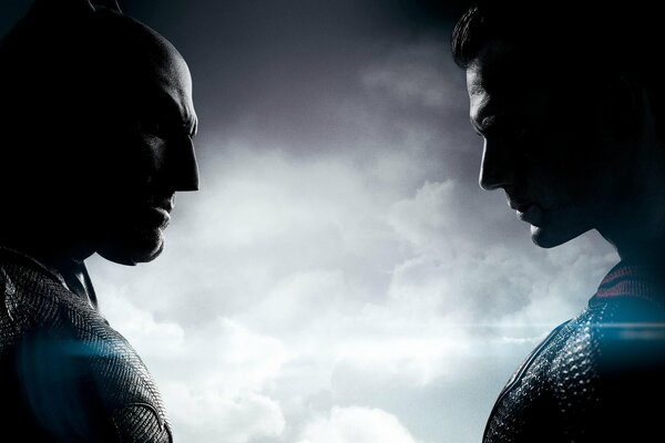 At the dawn of Justice. The confrontation of good and evil