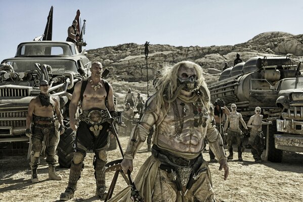 Non-mort Joe du film MAD Max la route de la rage