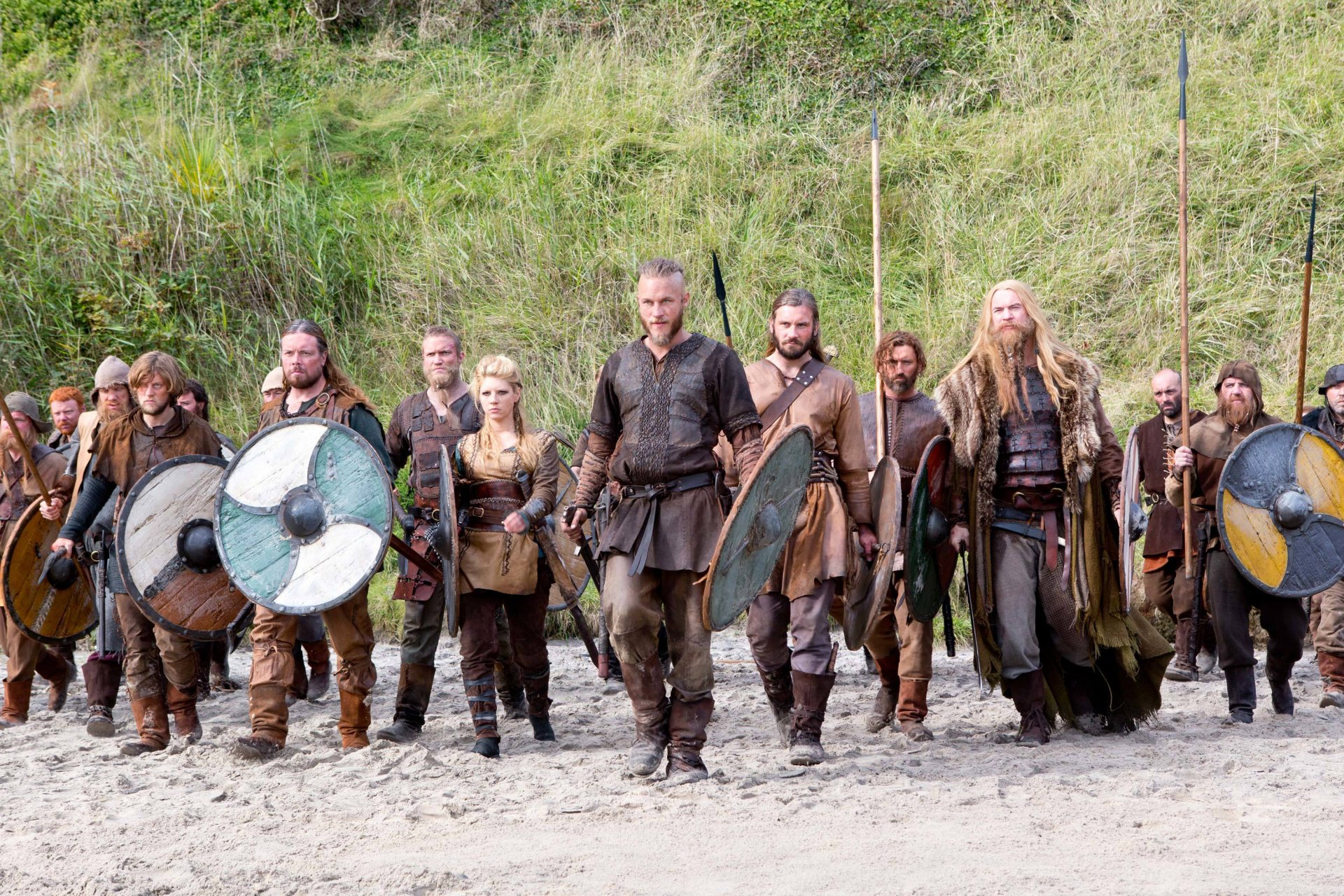 vikings tv series history travis fimmel warriors sand