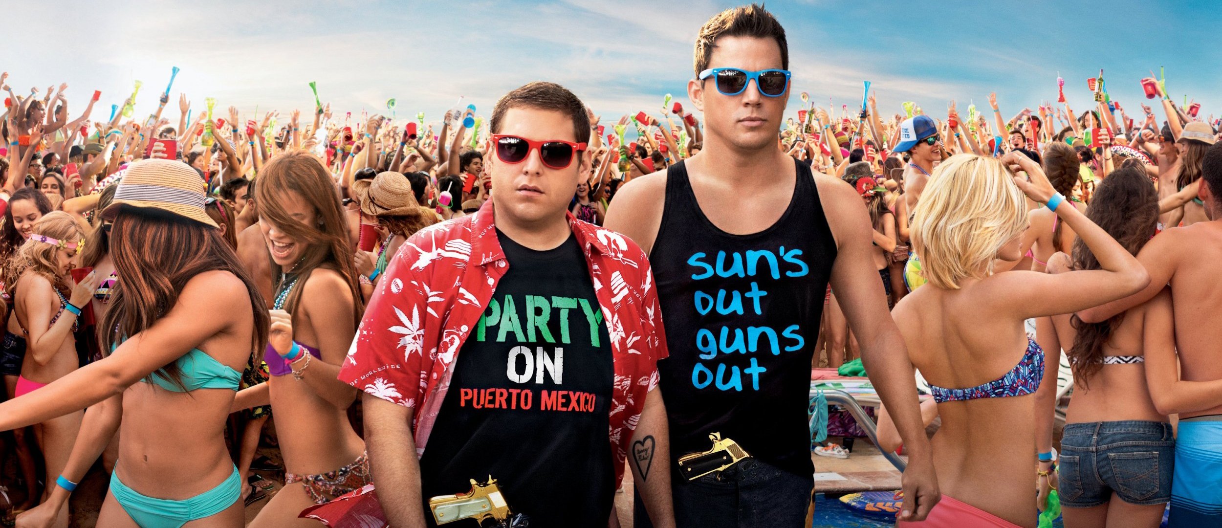 22 jump street film film 2014 channing tatum jenko jonah hill schmidt action comédie crime columbia pictures mgm métro goldwyn mayer agents hommes garçons armes lunettes tatouage grand partie été divertissement sexy filles bikini n