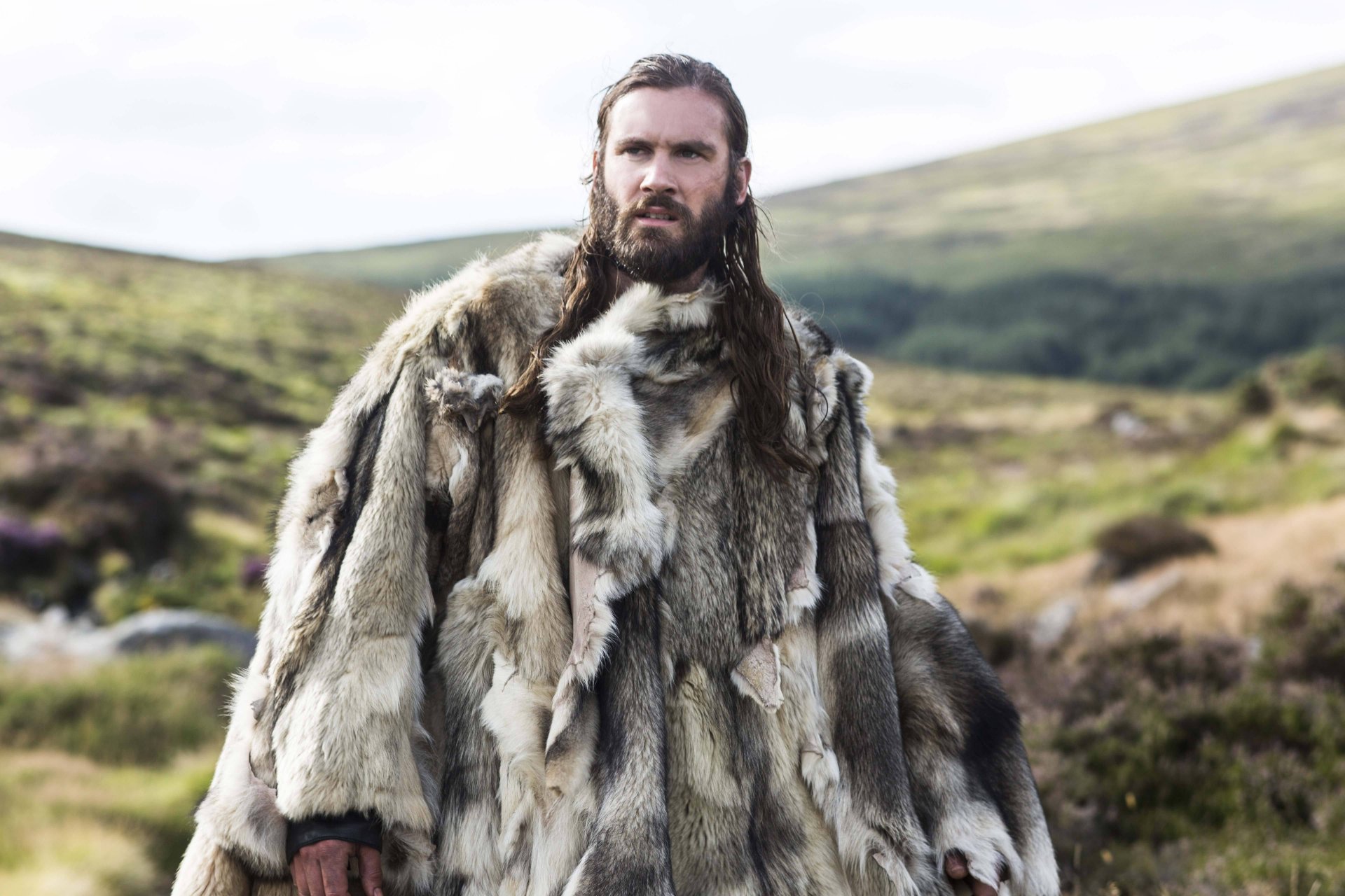 vichinghi serie tv storico dramma clive standen rollo pelliccia