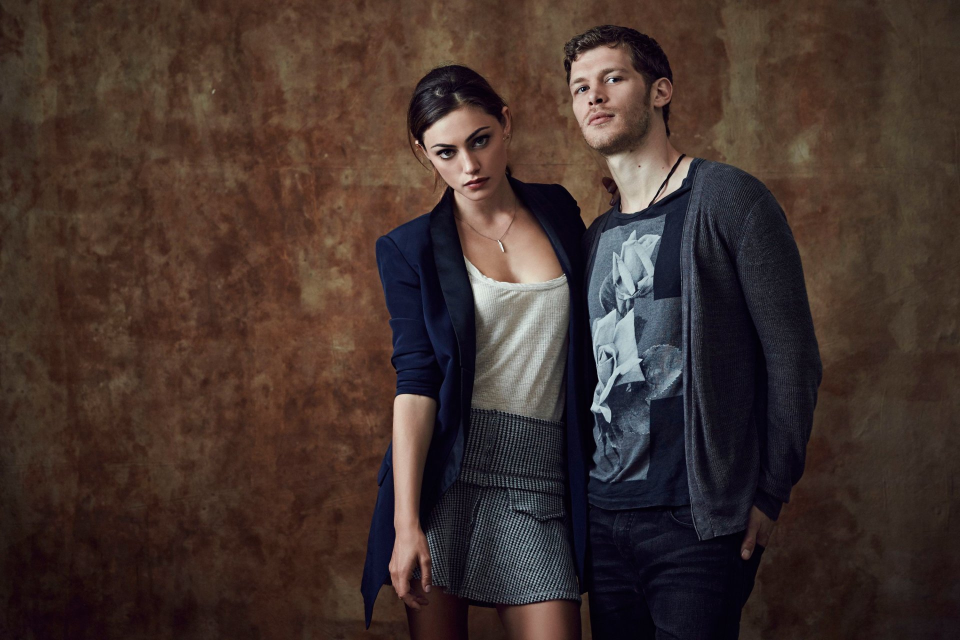 phoebe tonkin oryginały joseph morgan