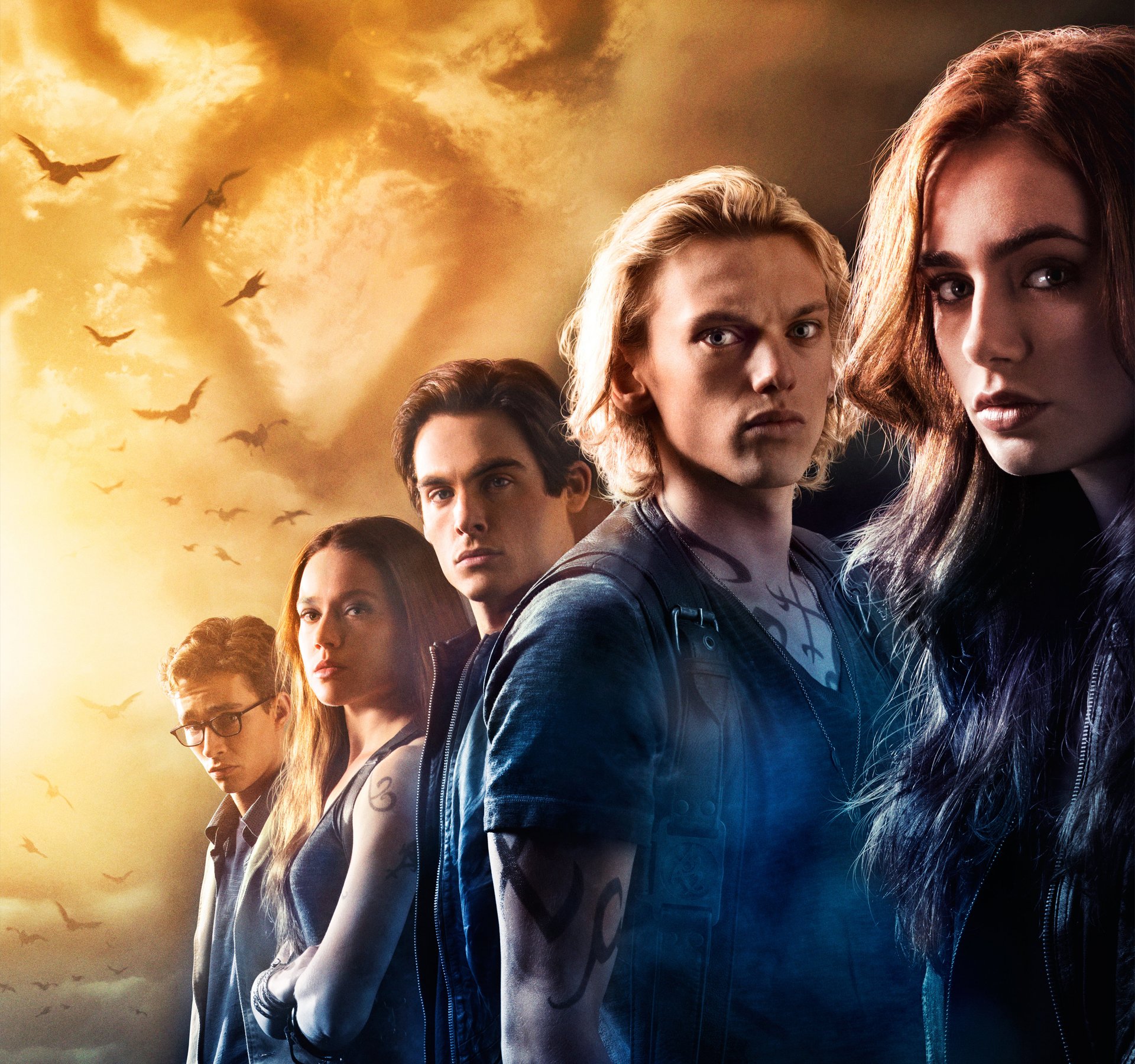 Instruments of death: City of Bones mortal Instruments city of Bones Lily Collins Clary Fry Jamie Campbell Bauer Jace Wayland Kevin Zegers Alec Robert Sheehan Simon Lewis action adventure drama fantasy romance novels screen gems son