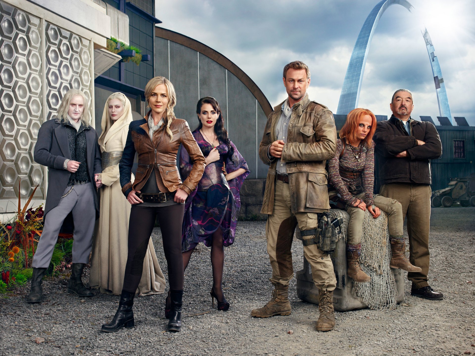 defiance herausforderung serie grant bowler julie benz stephanie leonidas graham green