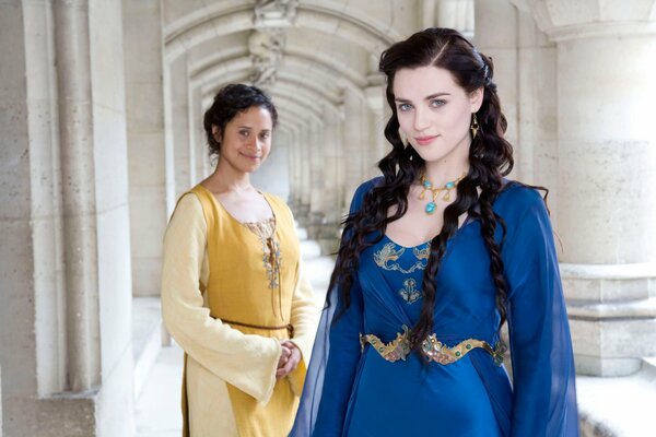 La extraña serie con Katie McGrath