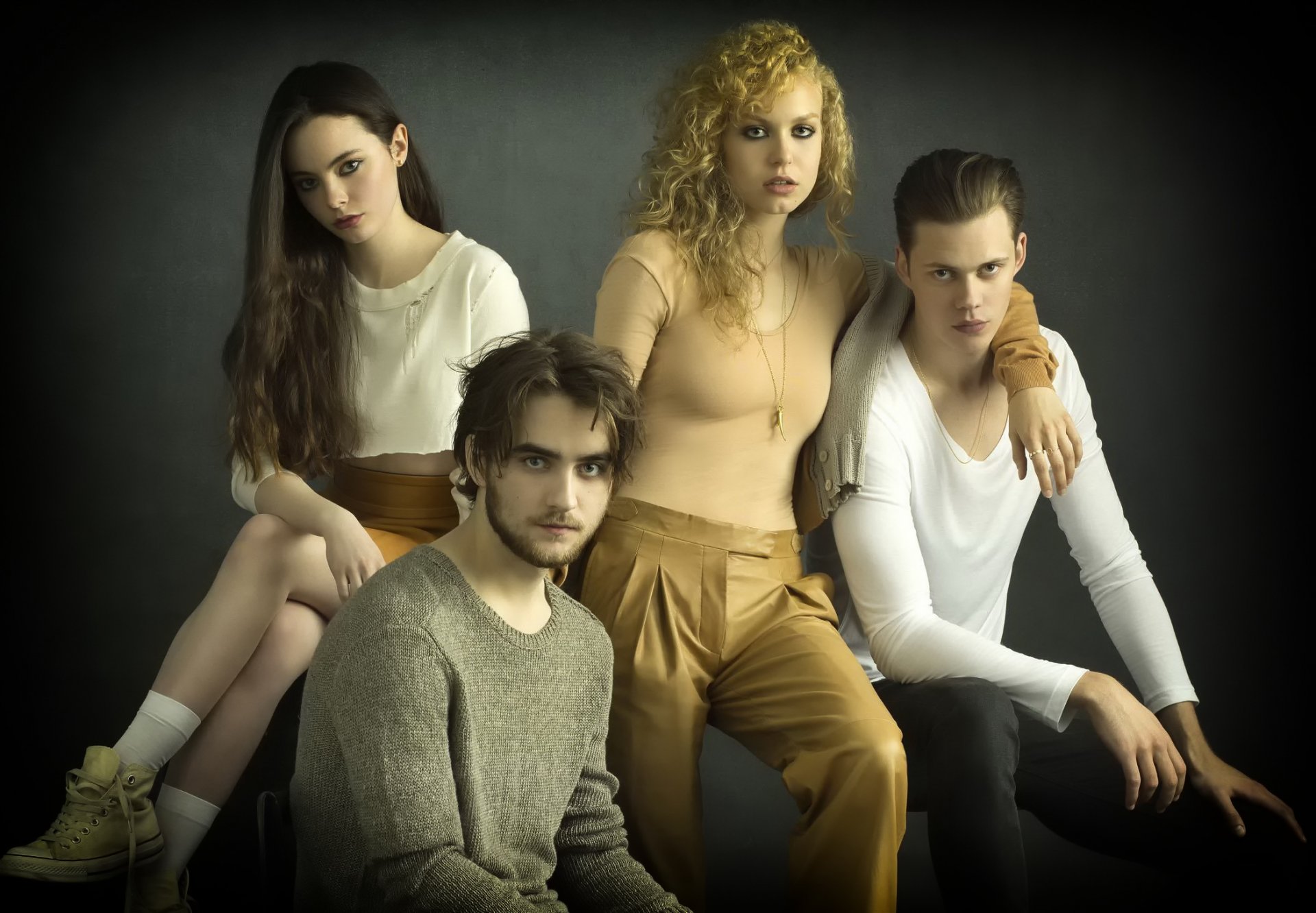 hemlock grove bill skarsgård landon libuaron penélope mitchell freya tingley serie de televisión