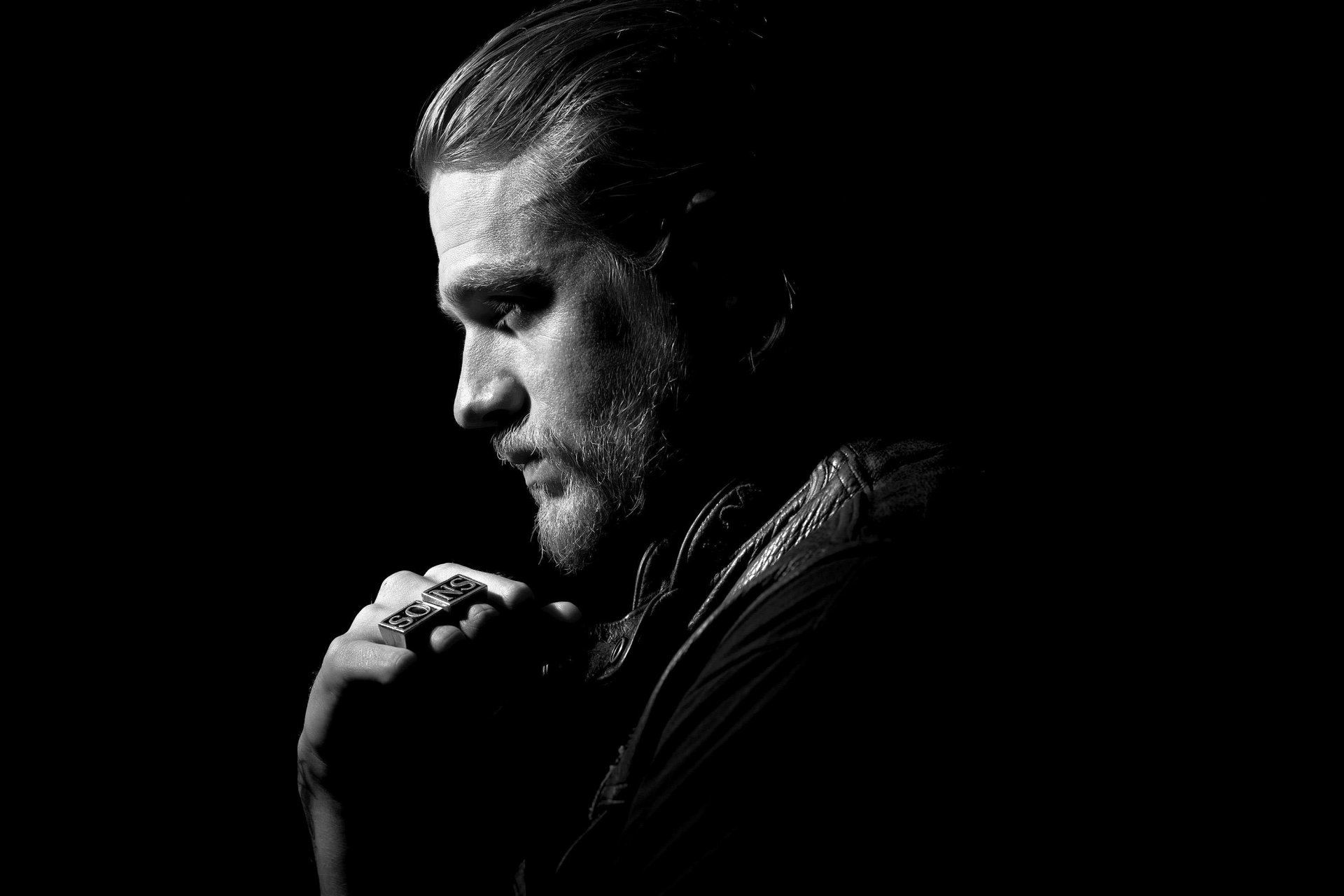 sons of anarchy sons of anarchy temporada 6 serie de televisión jackson teller jax jax hombre perfil actor hannam charlie hunnam fondo negro