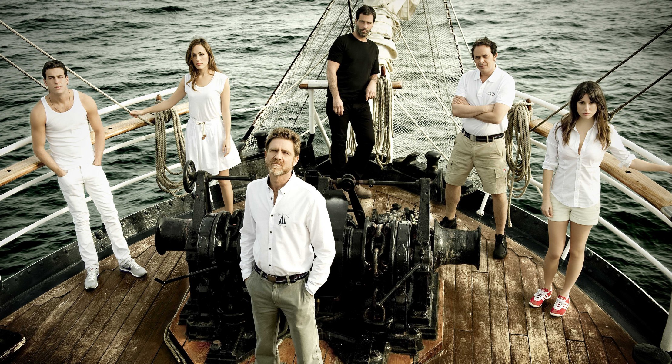 el barco arche juanjo artero casas irene montalà juan pablo schuc luis callejo blanca suárez tv-serie spanien