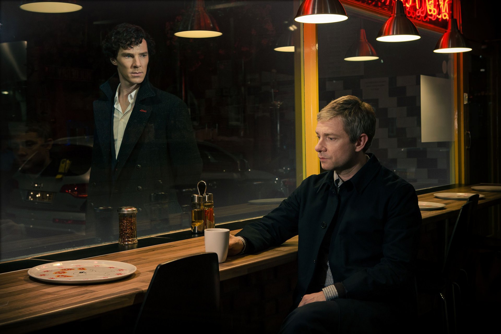 herlock season 3 bbc one sherlock holmes Dr. John watson Dr. watson actors benedict cumberbatch martin freeman men lamps chairs table counter window car