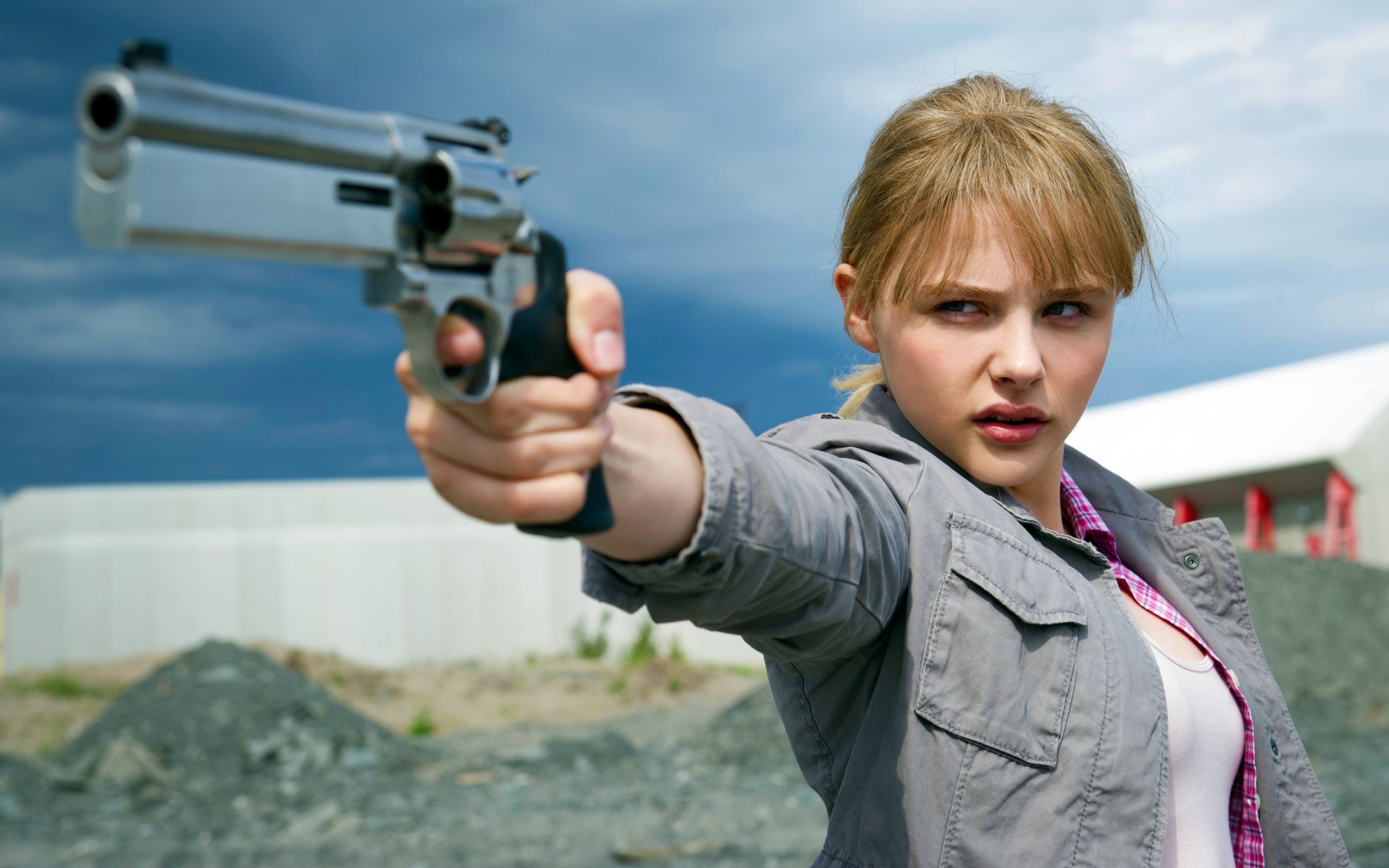 hit girl kick ass 2 movie chloe moretz magnum