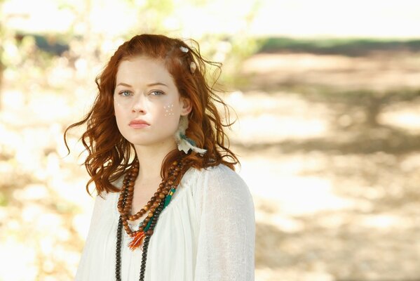 Fantástico suburbio de la serie con Jane Levy