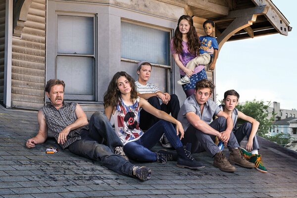 Los protagonistas de la serie Shameless (Shameless)