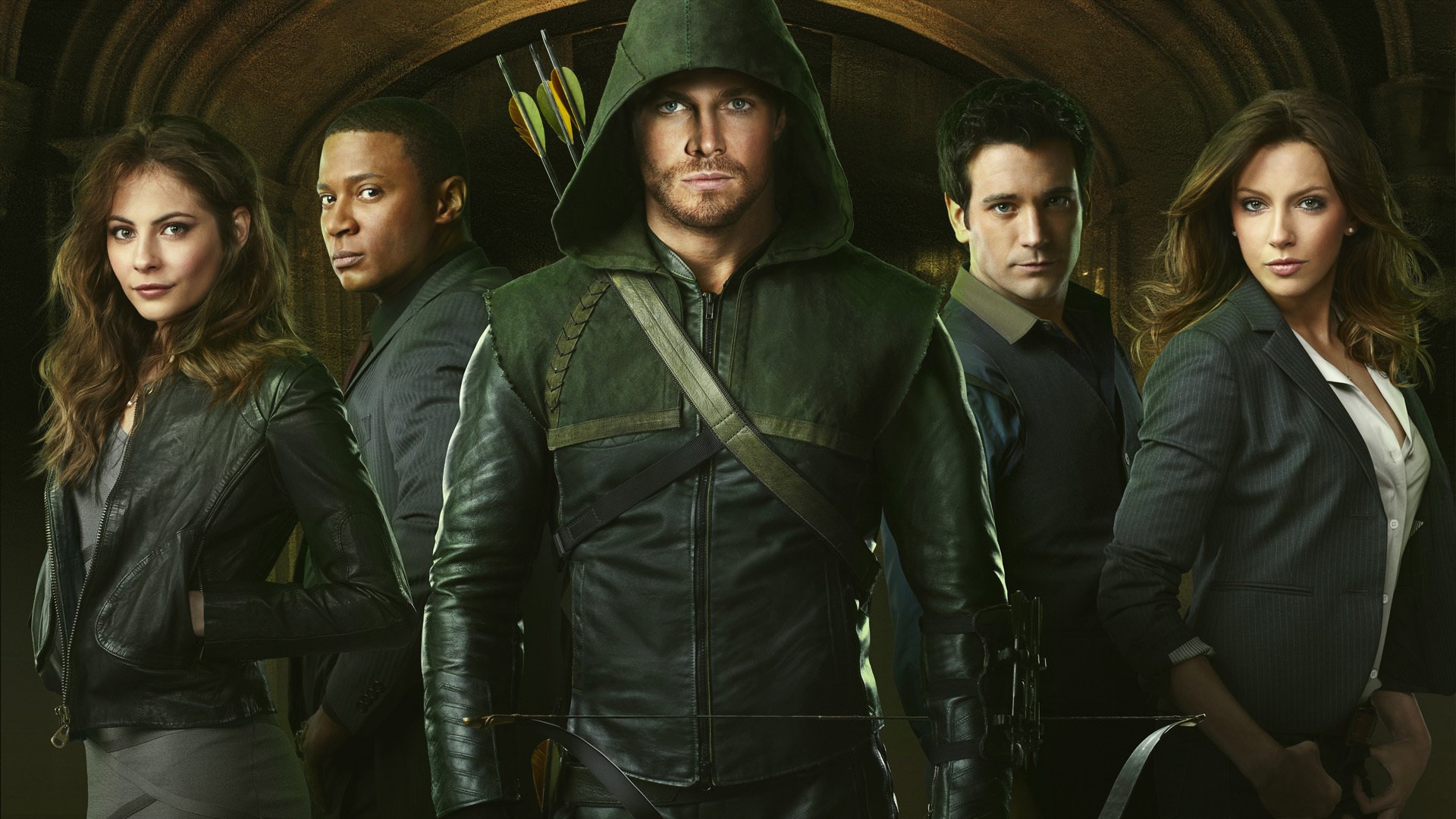 pfeil pfeil grüner pfeil oliver queen tv tv-serie amell stephen amell katie cassidy colin donnell will holland will holland david ramsey cw ctv dc comic