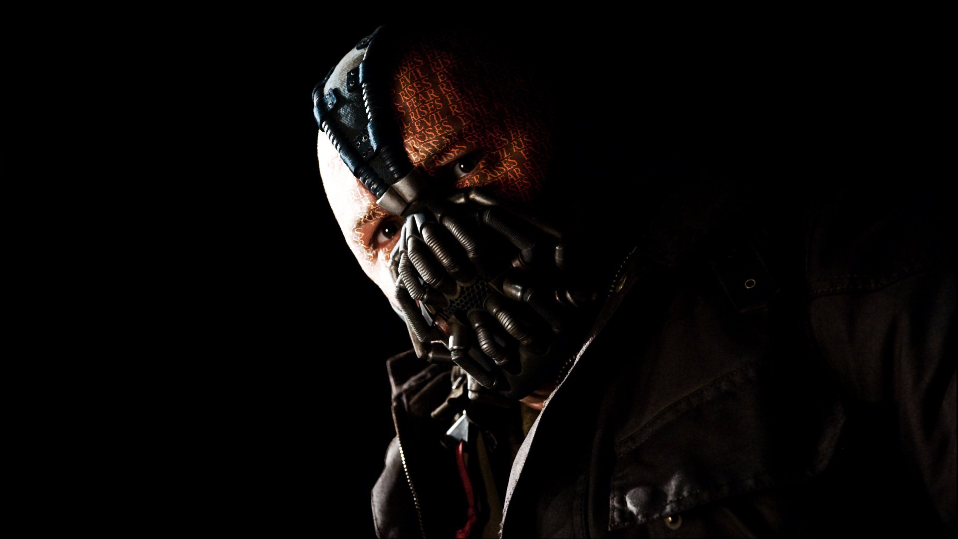 cavaliere oscuro rinascita della leggenda bane tom hardy maschera cavaliere oscuro: rinascita veleno sfondo nero