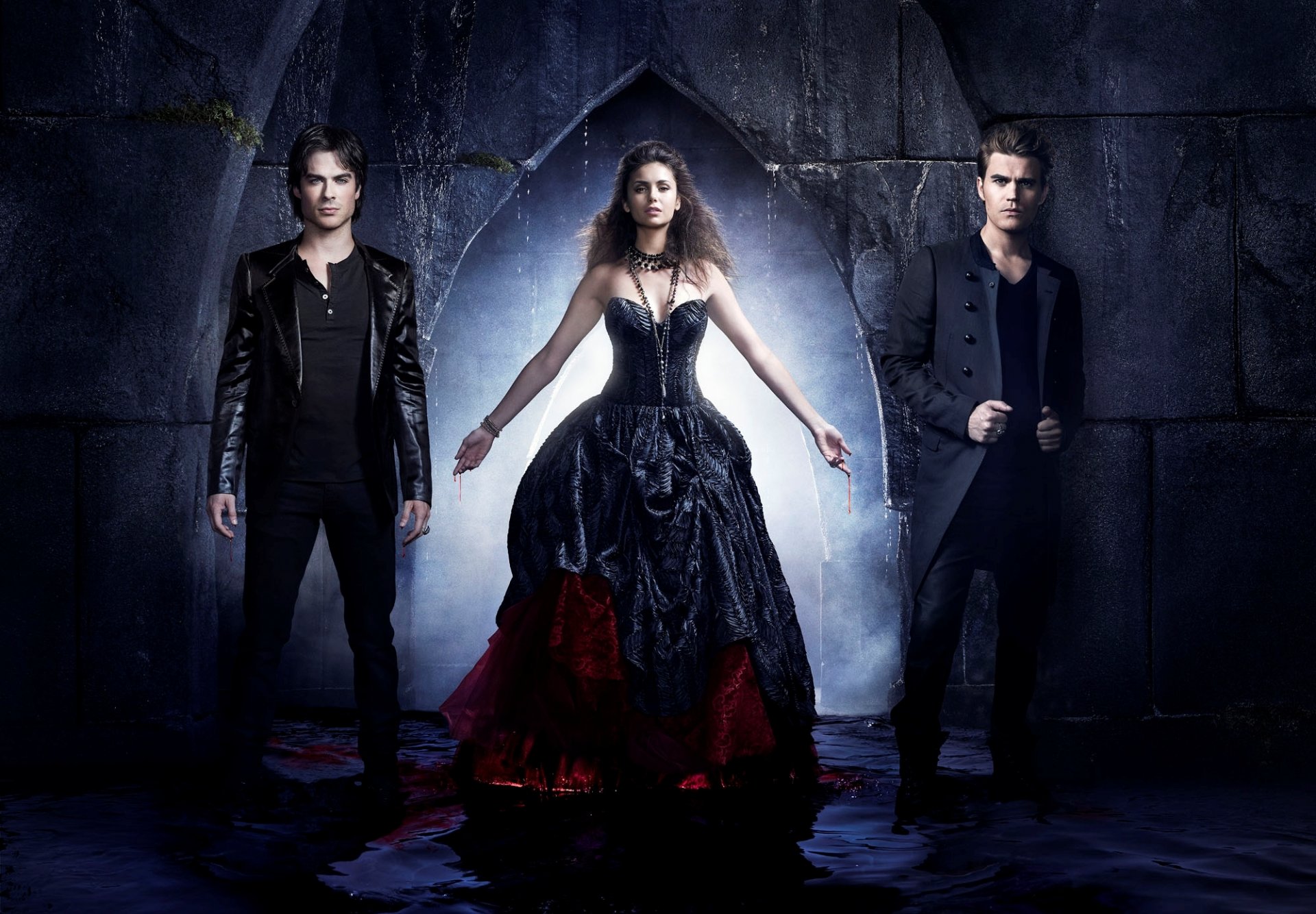 the vampire diaries season 4 TV series damon salvatore elena stefan actors ian somerhalder ian somerhalder nina dobrev paul wesley walls water blood darkly