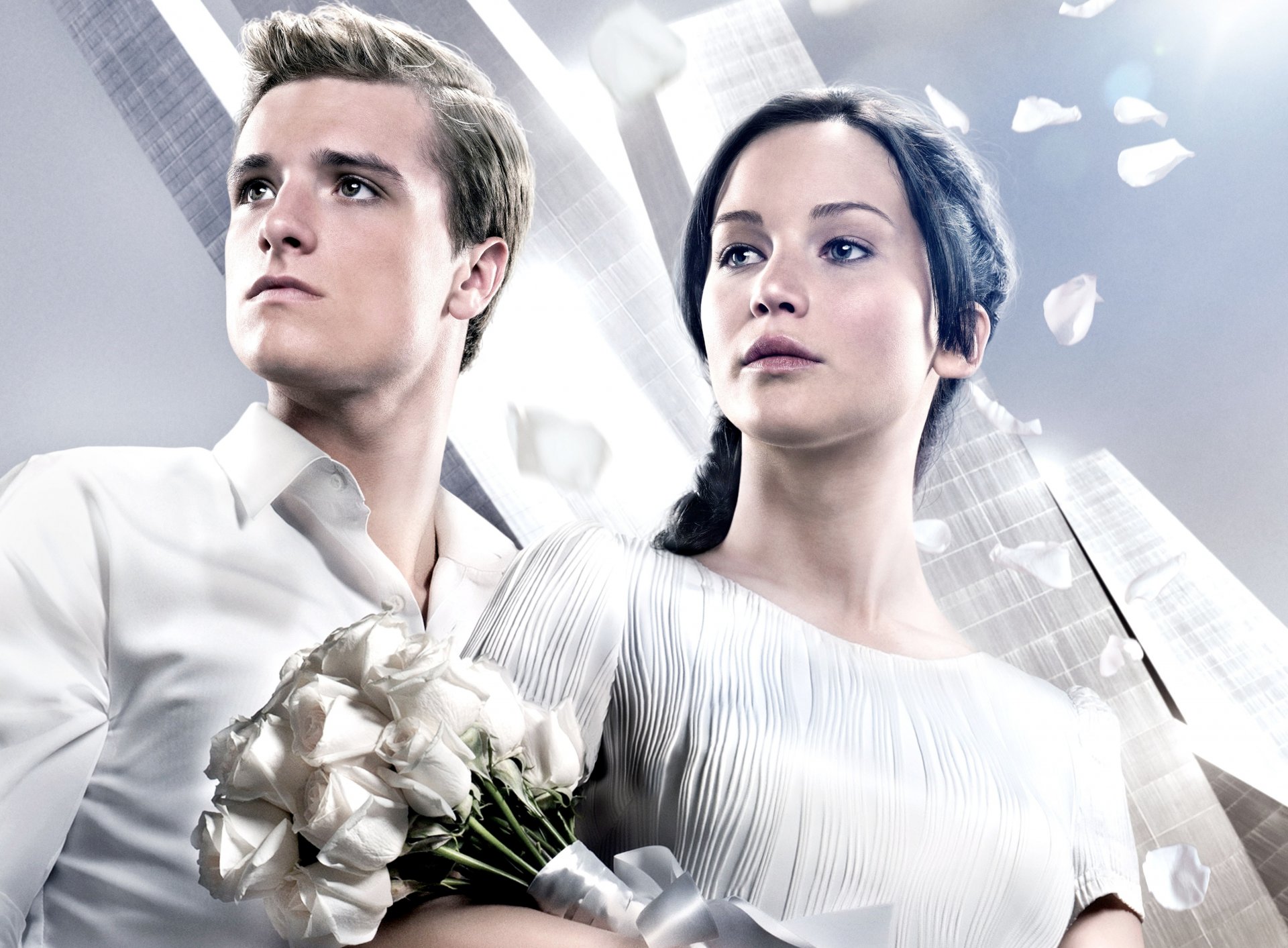 los juegos del hambre en llamas en llamas película actriz jennifer lawrence katniss everdeen actor josh hutcherson pete mellark chica novio rosas