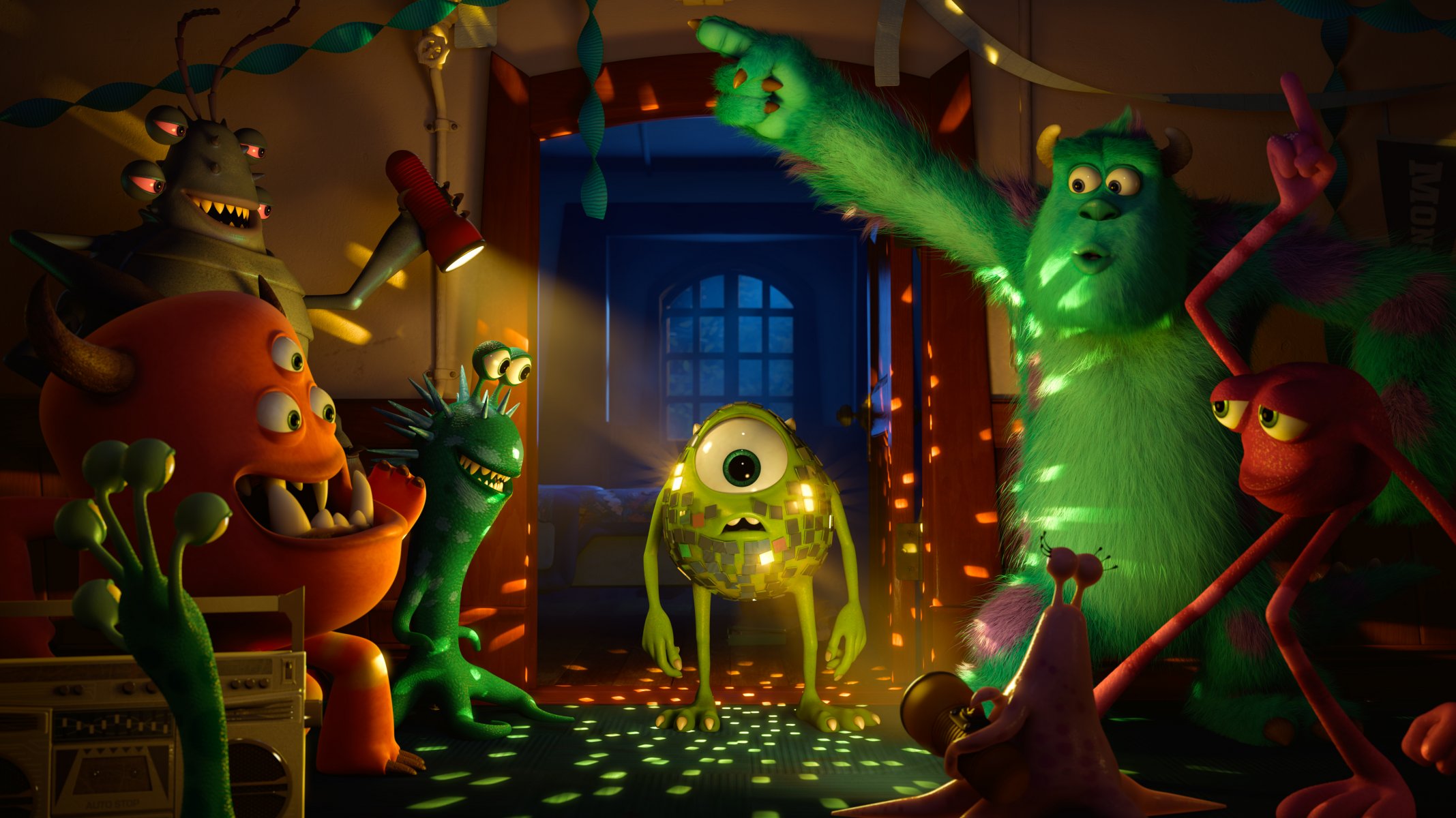 monster academy université des monstres sally mike wazowski monstres fête