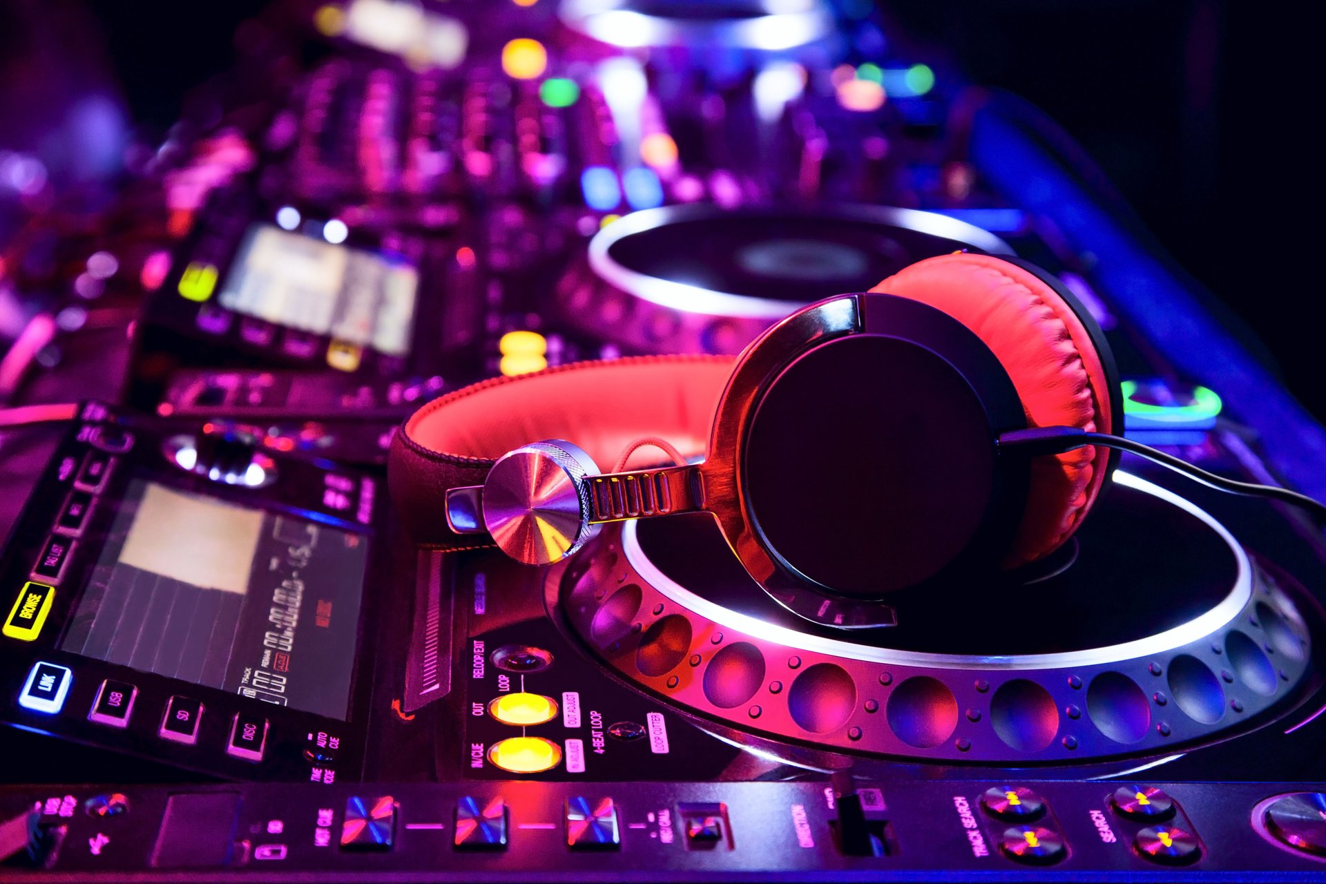 music musical instrument tools remote mixer amplifier turntables headphones dj party glow light line blur bokeh close up wallpaper