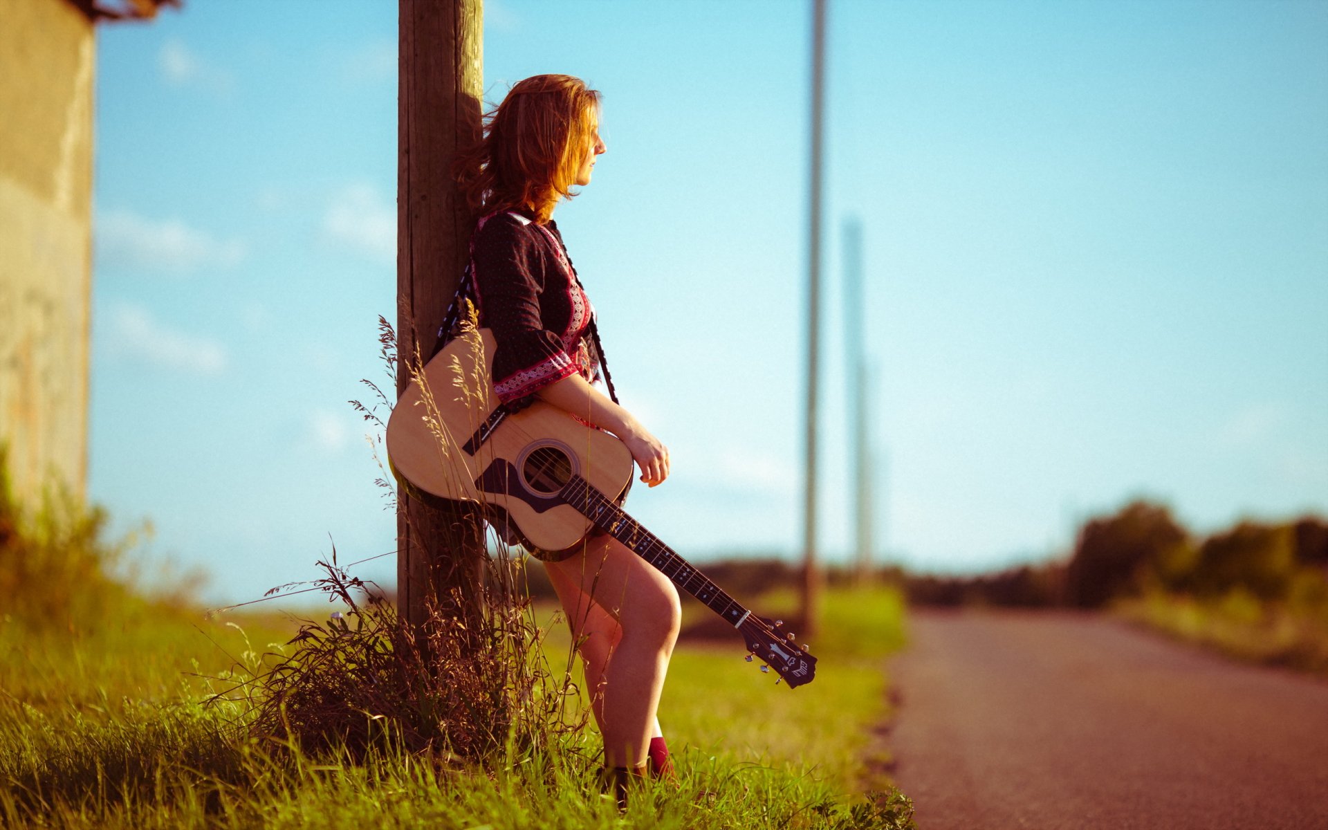 chica camino música