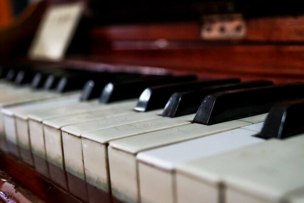 An old piano in an old house