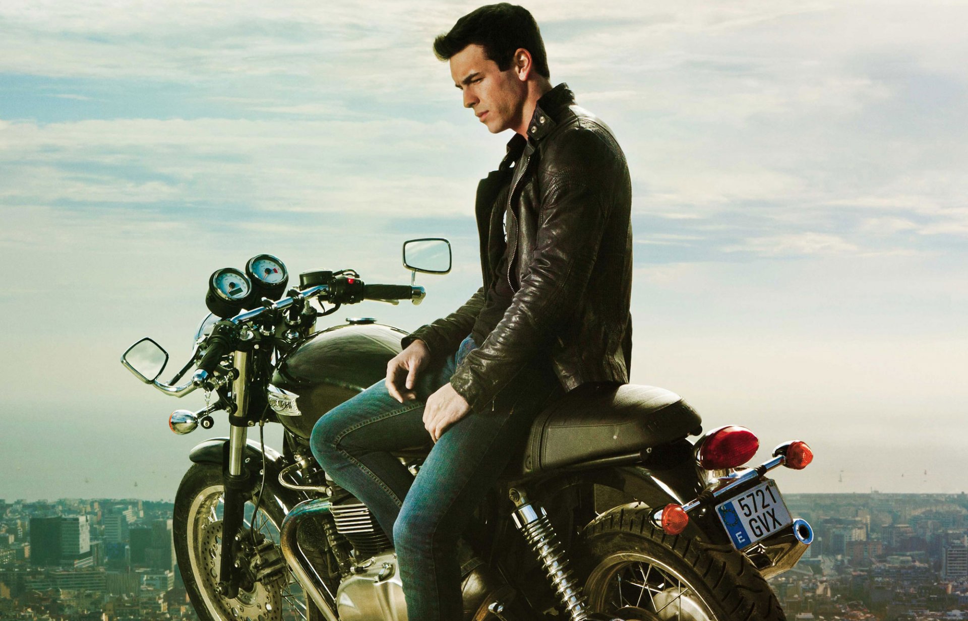 tres metros sobre el cielo te quiero tengo ghana de ti hombre actor motocicleta mario casas casas hache