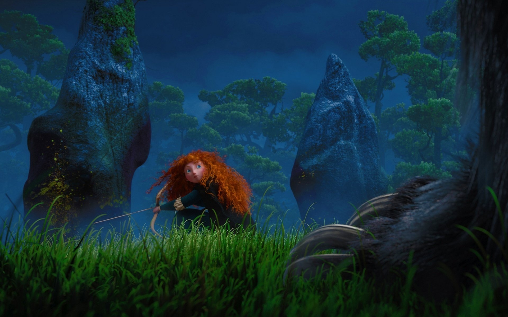 film disney pixar écosse princesse archer merida cheveux rouges forêt soirée courageux dessin animé pixar fille rousse archer guerrier dolmen arbres