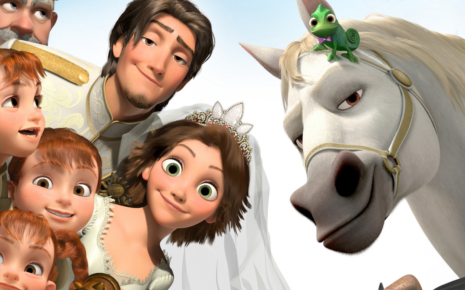 rapunzel: tangled story 2 rapunzel: happy forever rapunzel flynn Maxim pascal wedding brides crown happy forever tangled story cartoon short film groom bride happiness maximus princesse