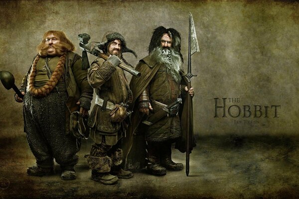 Tres hombres pequeños, enanos. Película interesante