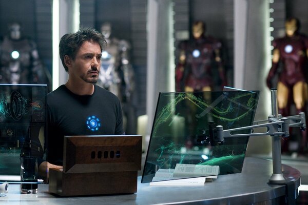 A shot from the movie - Iron Man- tonic stark