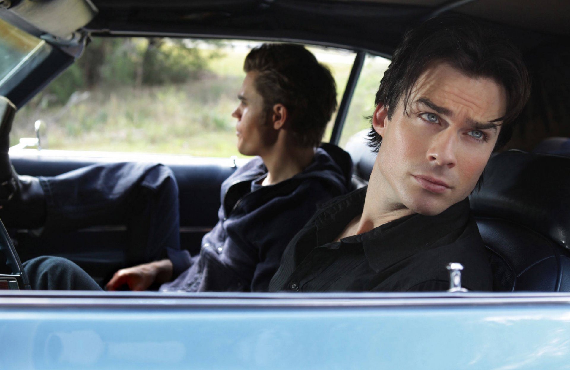 the vampire diaries tv series damon stefan in the car