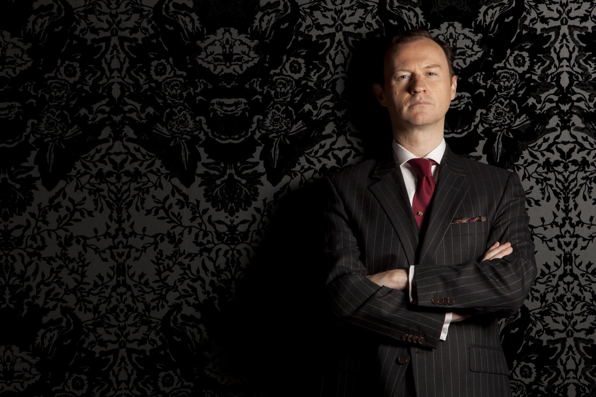 herlock sherlock bbc tv series serial mycroft holmes mark gati