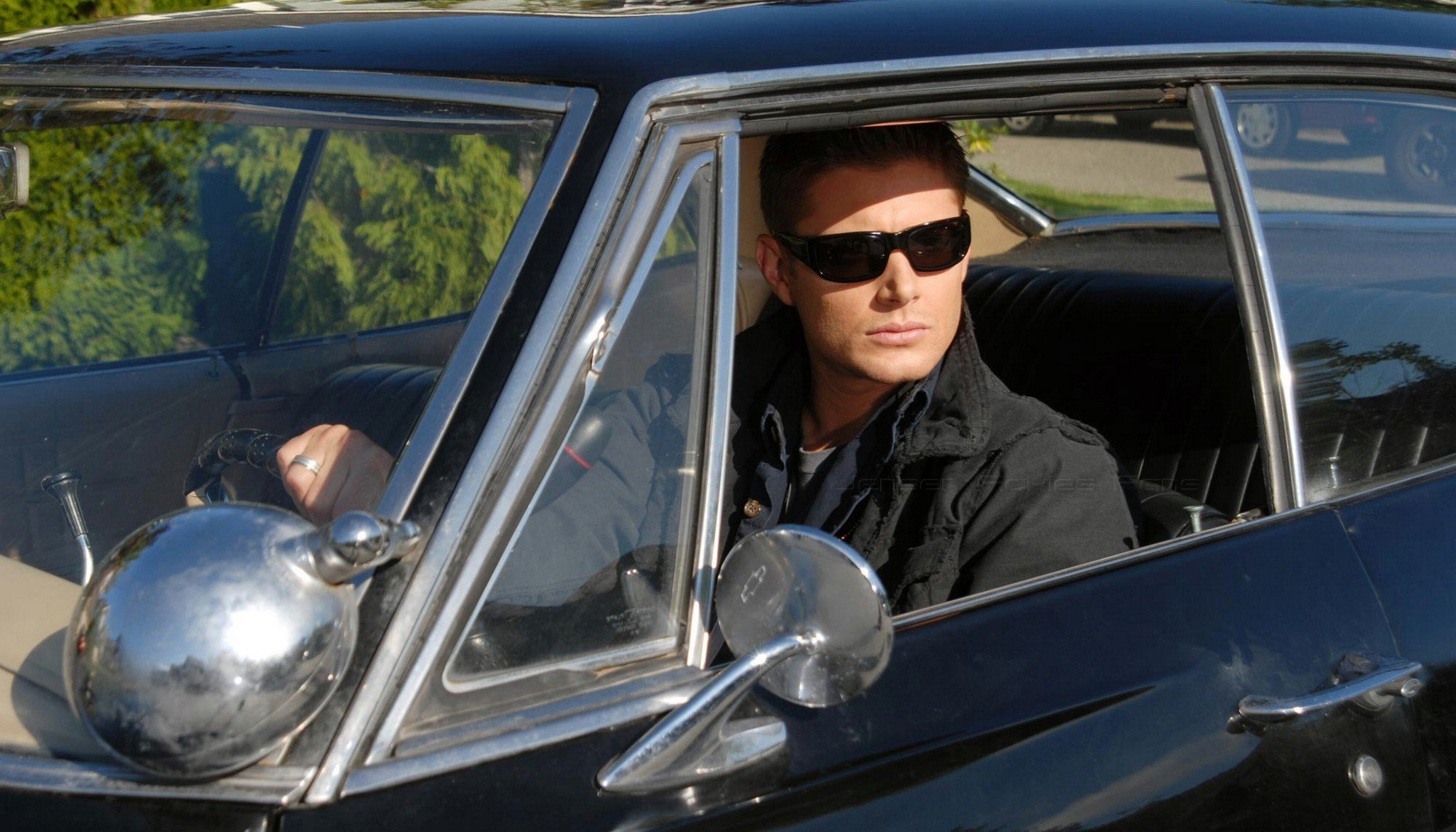 sobrenatural dean winchester jensen ackles impala gafas sonrisa